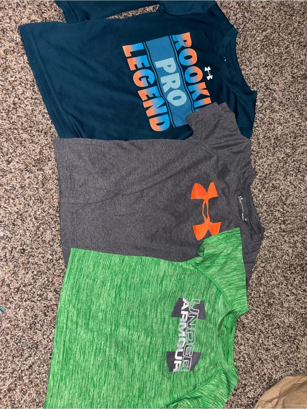 Under Armour Kids shirt bundle